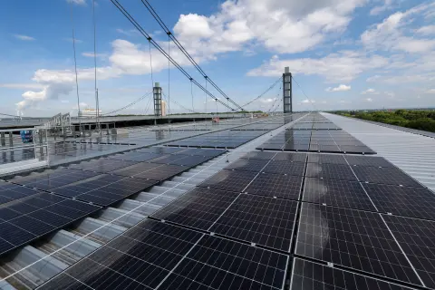 Aufdachanlage RheinEnergieSTADION