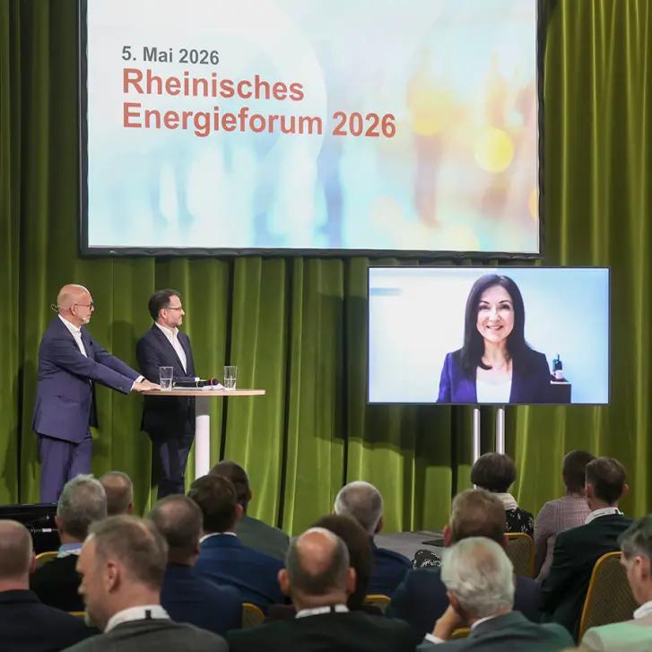 Katharina Reiche spricht per Videoschalte auf dem Rheinischen Energieforum.