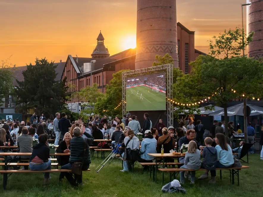 Symbolbild Public Viewing Fußball