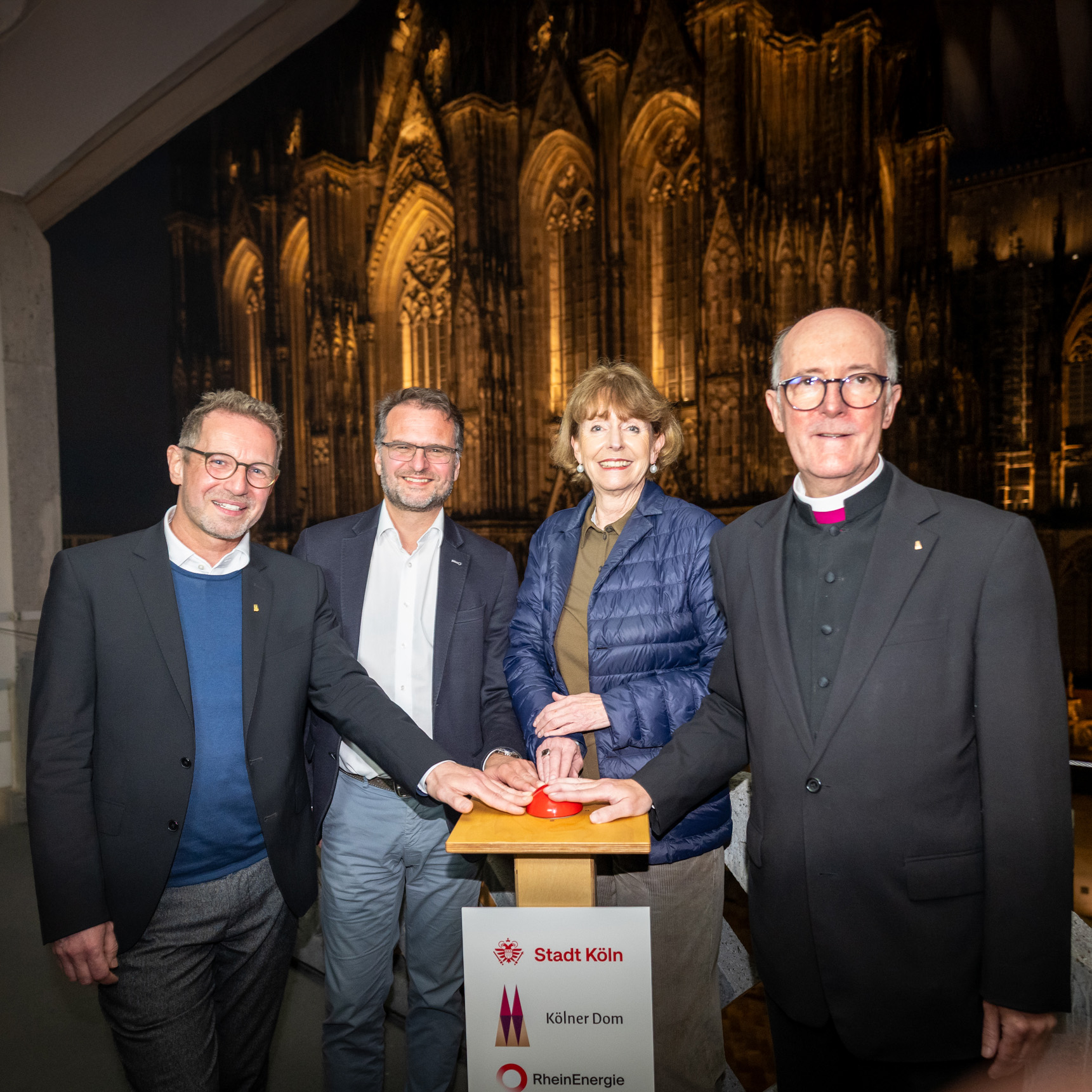 Neue Dombeleuchtung