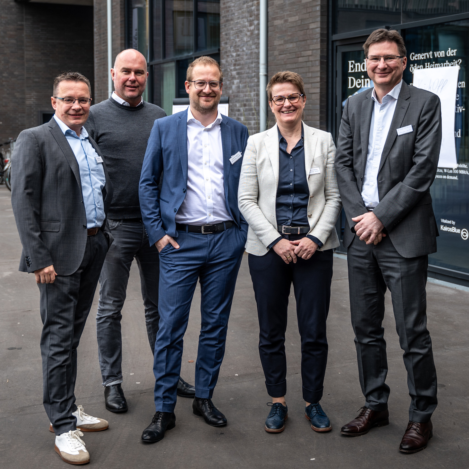 Jörg Peine (Leiter B2C Commodity RheinEnergie), Jörg Neddermann (Direktor Marketing, Vertrieb & Portfoliomanagement Schleupen SE), Stephan Segbers (Vertriebsvorstand RheinEnergie), Birgit Lichtenstein (Kaufmännische Vorständin RheinEnergie) und Dr. Volker Kruschinski (Vorstandsvorsitzender Schleupen SE (v.l.n.r.)