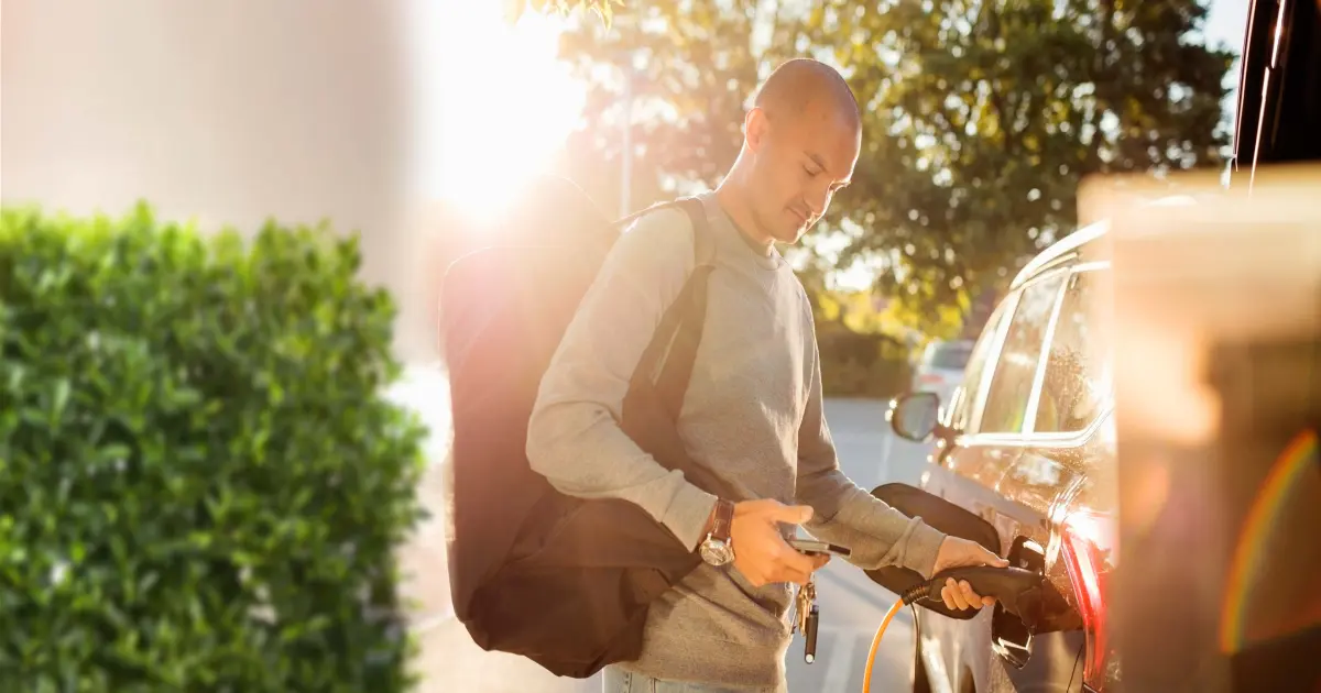 Ladevorgang beim Elektroauto durch eine App